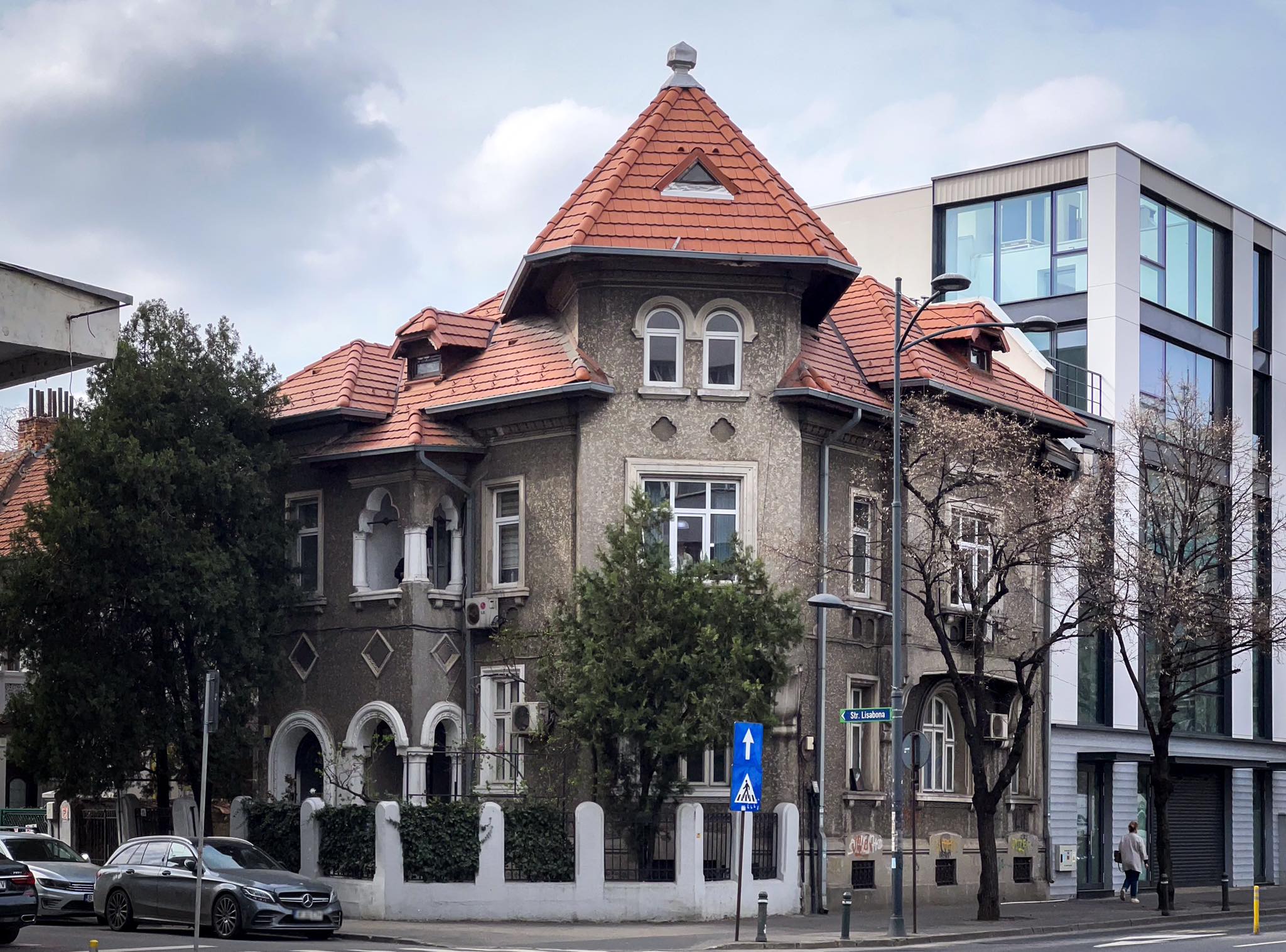 Casa Statie Ciortan (Strada Lisabona 11 X Calea Dorobanți)