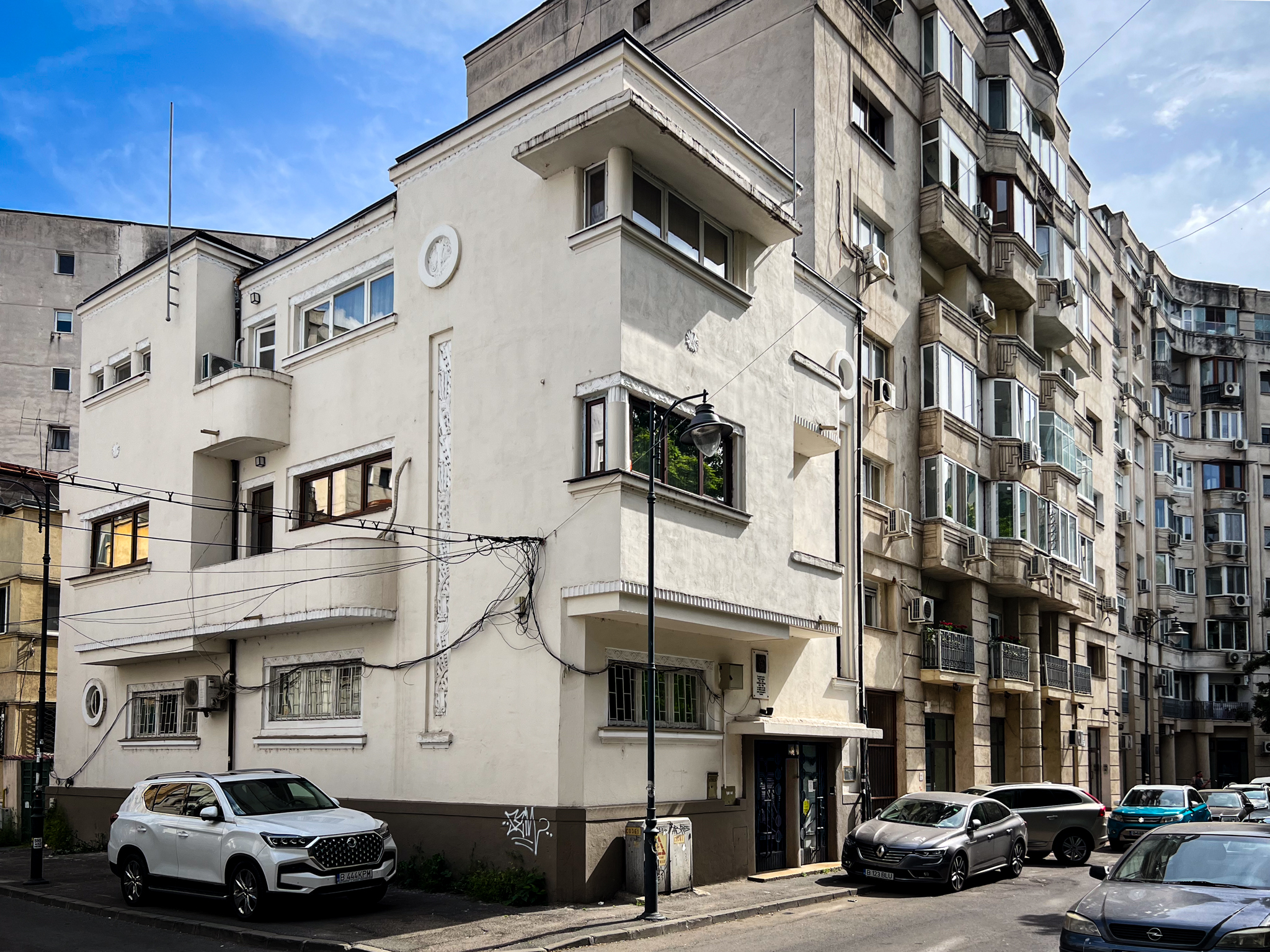 Str. Mămulari 19 – Blocul în care a locuit Corneliu Coposu