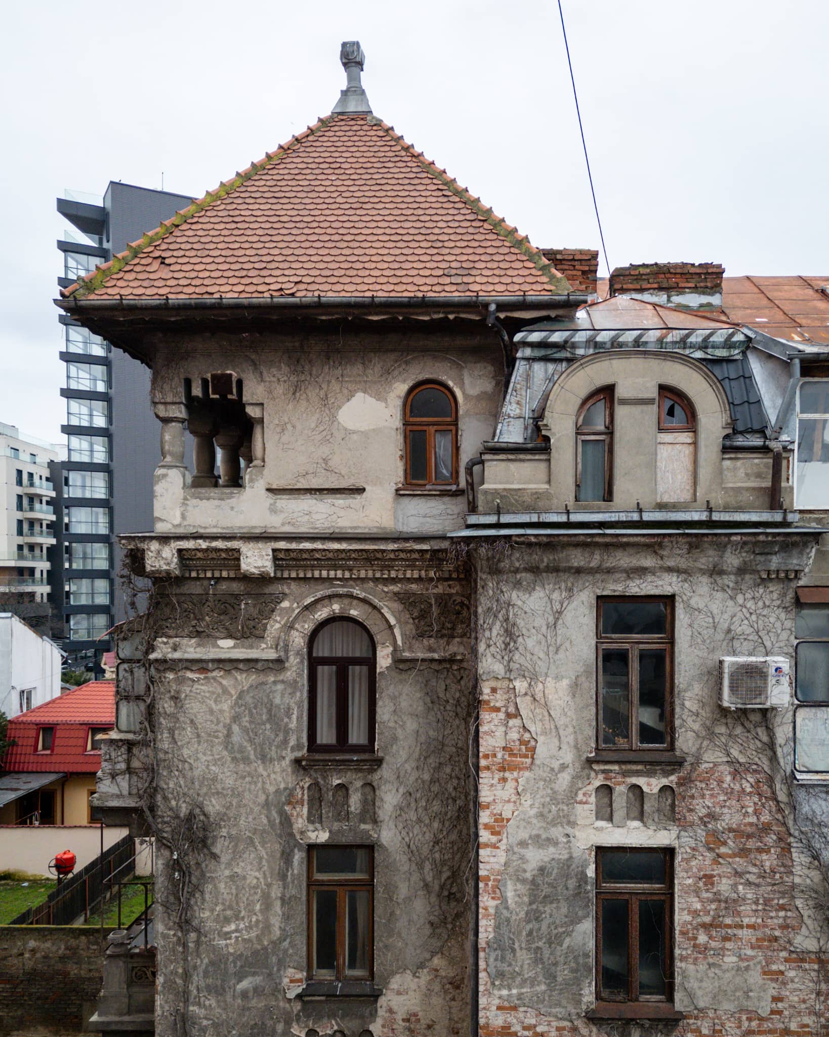 Str. Mihai Eminescu 77A – un imobil neoromânesc ascuns