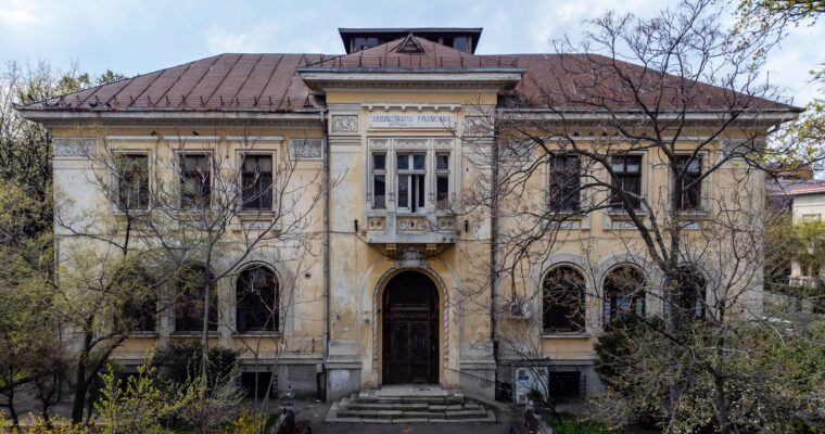 Două administrații financiare, un singur arhitect: Statie Ciortan și Bucureștiul anului 1935.